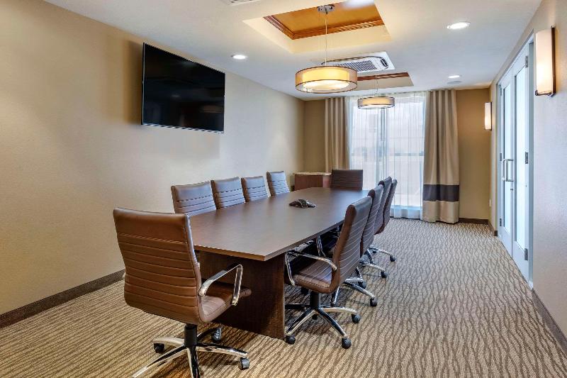 Comfort Inn & Suites Edgewood image