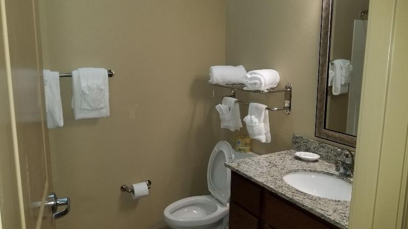 MainStay Suites Hackberry Sportsman's Lodge image