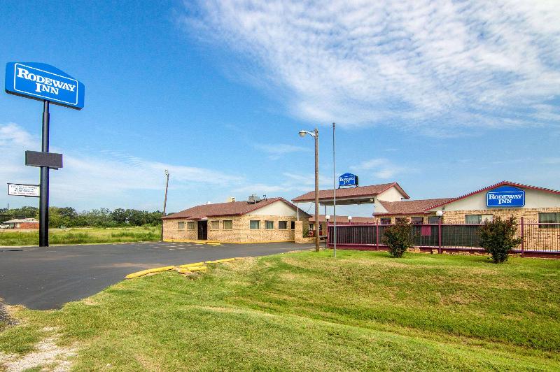 Rodeway Inn Ranger image