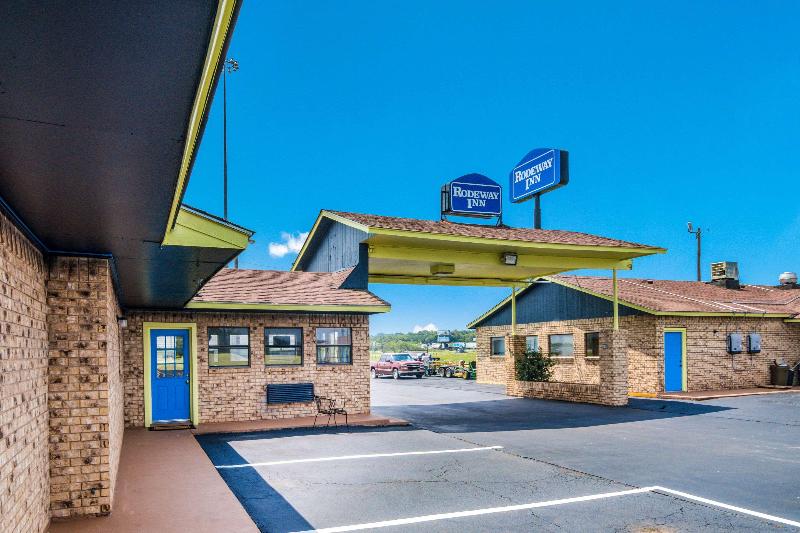 Rodeway Inn Ranger image