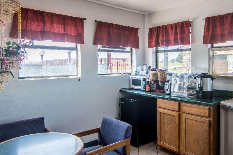 Rodeway Inn Ranger image