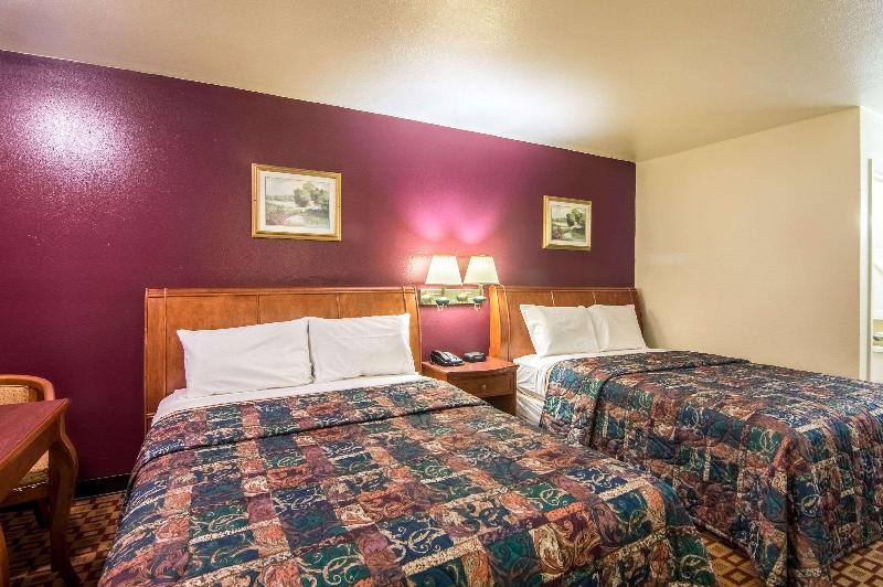 Rodeway Inn Ranger image