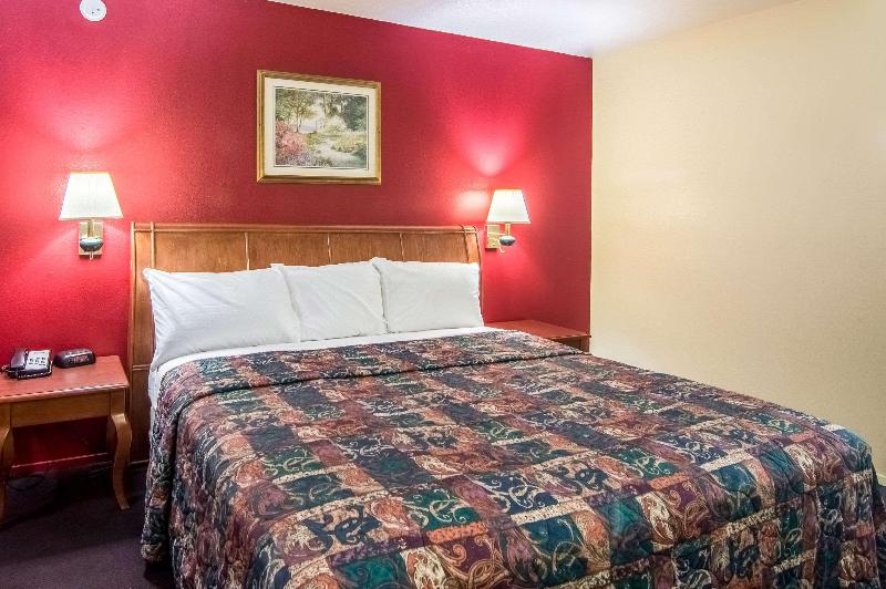 Rodeway Inn Ranger image