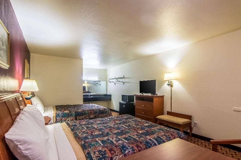 Rodeway Inn Ranger image