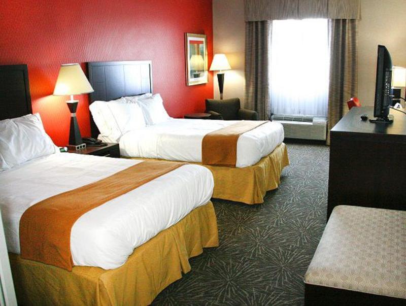 Holiday Inn Express Toledo North photo 17