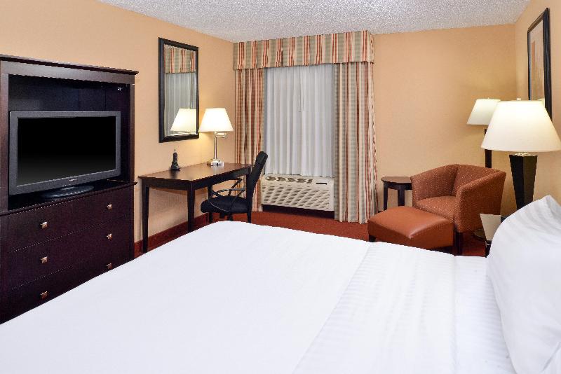 Holiday Inn Martinsburg photo 21