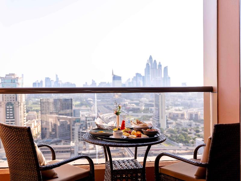 Mercure Dubai Barsha Heights Suites & Apartments image