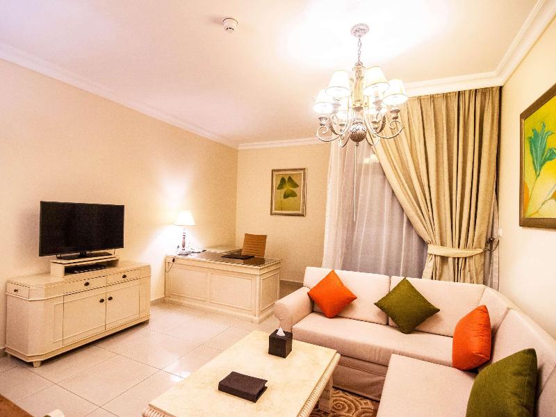 Mercure Dubai Barsha Heights Suites & Apartments image