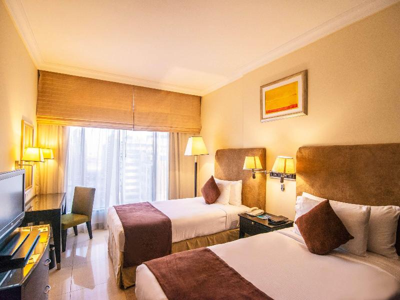 Mercure Dubai Barsha Heights Suites & Apartments image