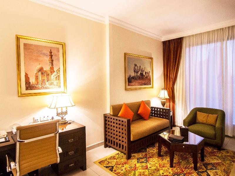 Mercure Dubai Barsha Heights Suites & Apartments image
