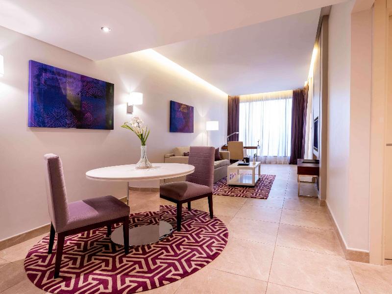 Mercure Dubai Barsha Heights Suites & Apartments image