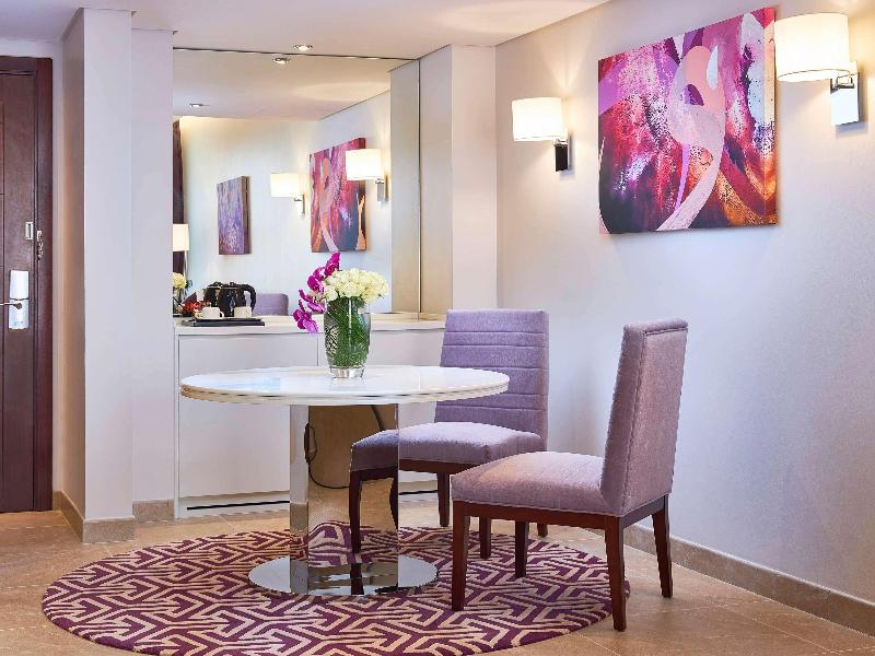 Mercure Dubai Barsha Heights Suites & Apartments image