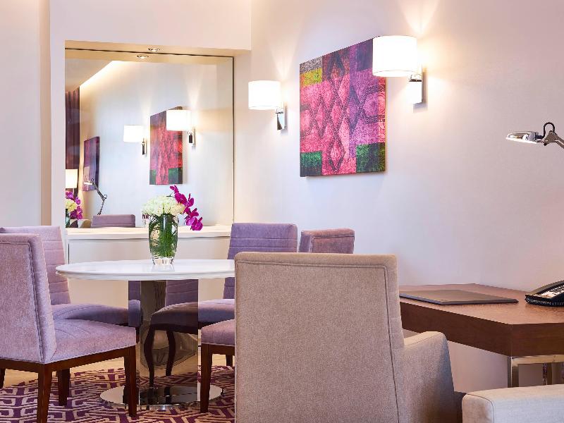 Mercure Dubai Barsha Heights Suites & Apartments image