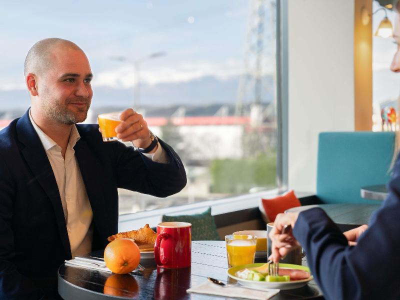 ibis Styles Geneve Palexpo Aeroport image
