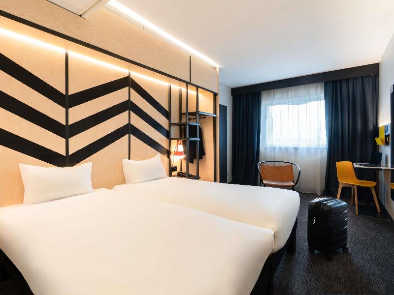 ibis Styles Geneve Palexpo Aeroport image