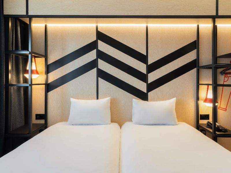 ibis Styles Geneve Palexpo Aeroport image
