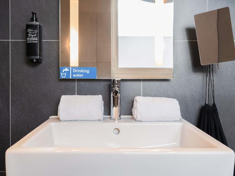 ibis Styles Geneve Palexpo Aeroport image