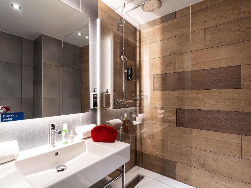 ibis Styles Geneve Palexpo Aeroport image