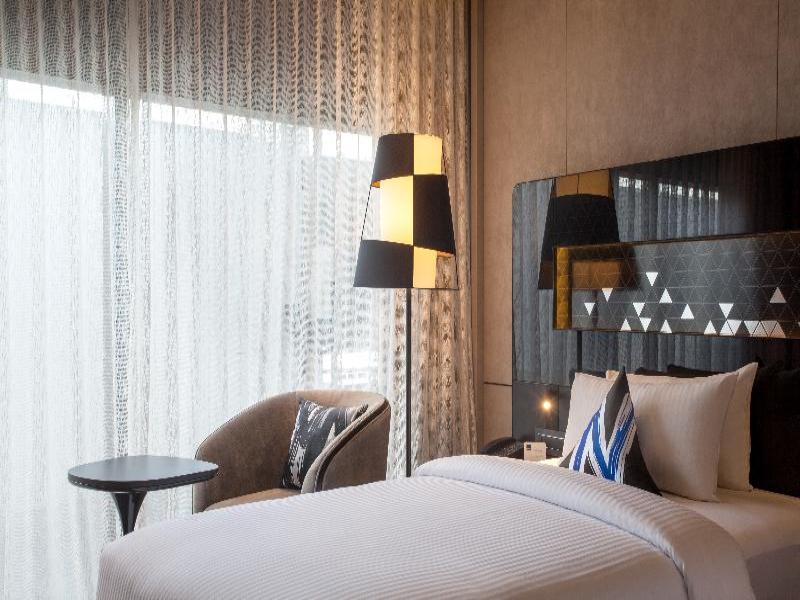 Novotel Singapore on Stevens image