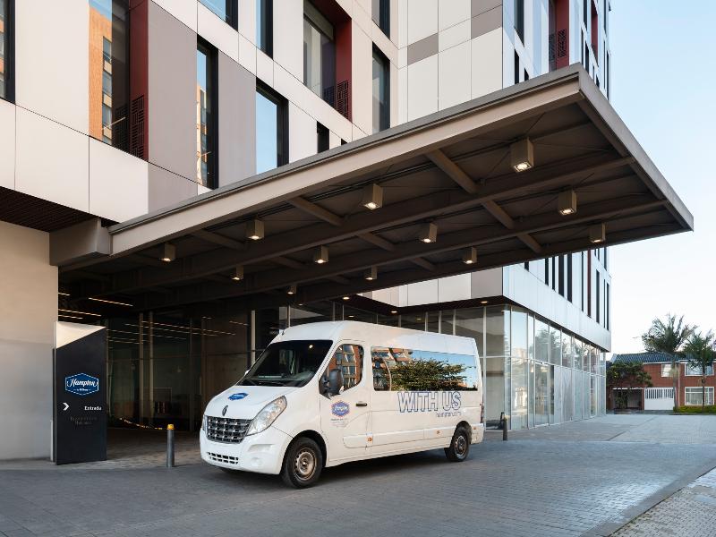 Hampton by Hilton Bogota Airport image