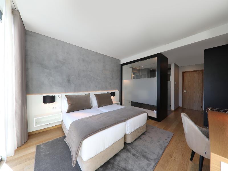 Iberostar Selection Lisboa image
