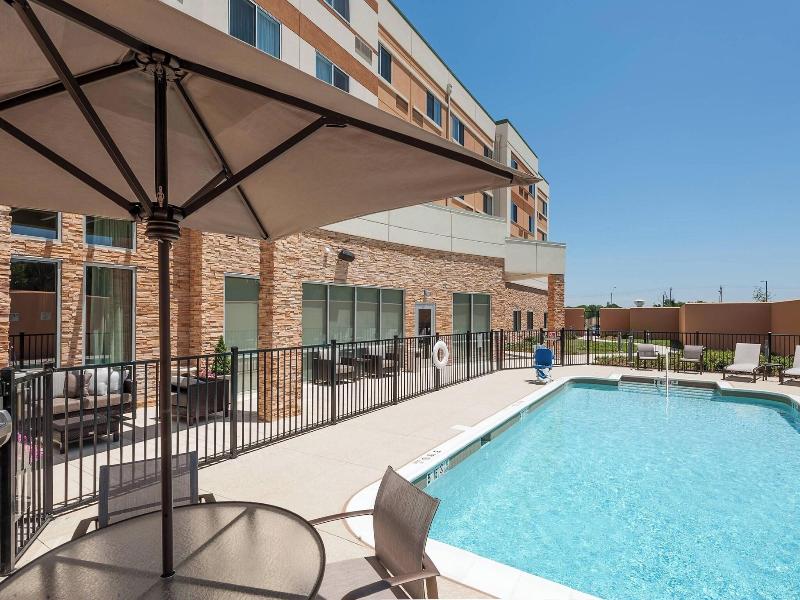 Courtyard Ardmore