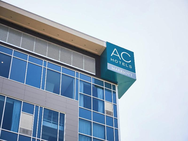 Ac Hotel Minneapolis West End