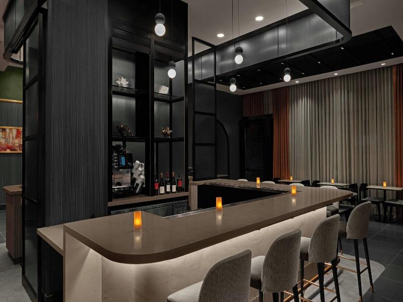 Courtyard by Marriott New York World Trade Center image