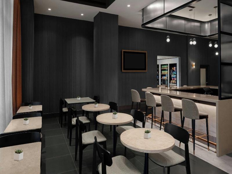 Courtyard by Marriott New York World Trade Center image