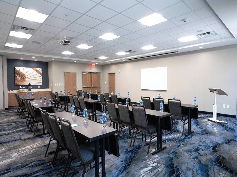 Fairfield Inn & Suites Gainesville I-75 image