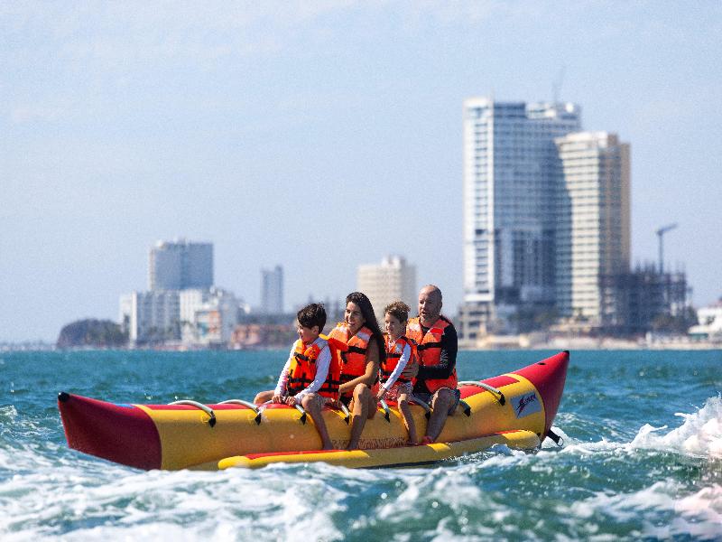 Garner Hotel Mazatlan Beach by IHG image