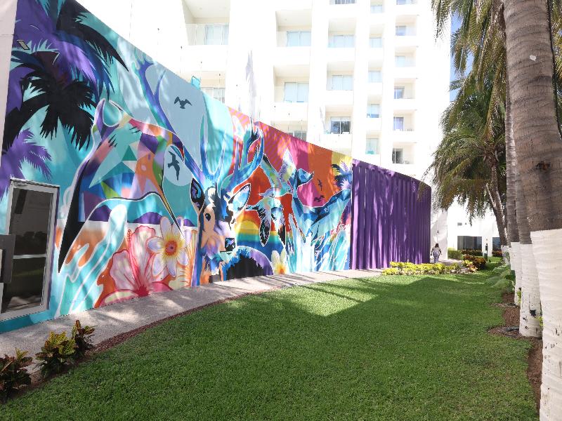 Garner Hotel Mazatlan Beach by IHG image