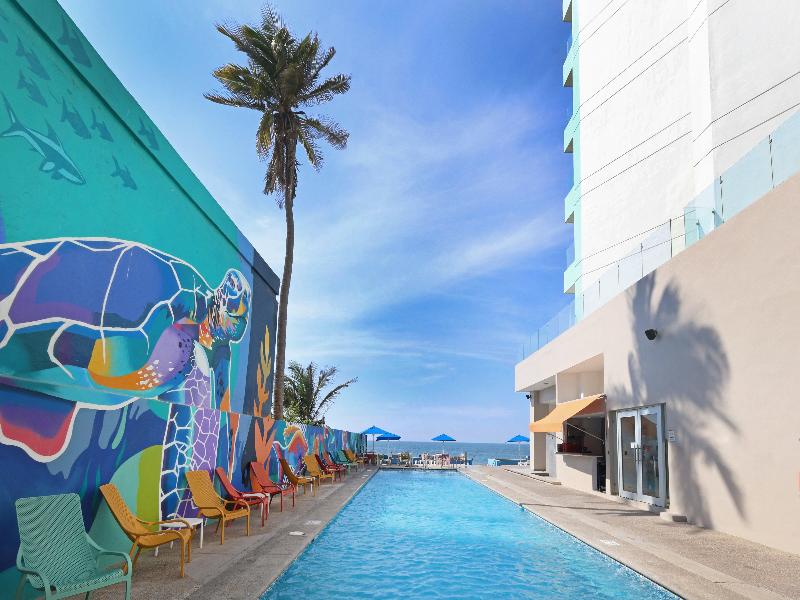 Garner Hotel Mazatlan Beach by IHG image