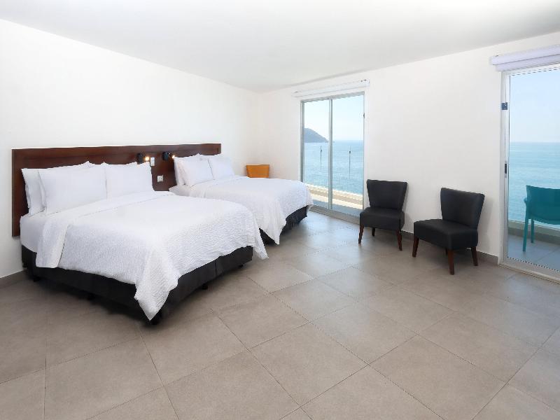 Garner Hotel Mazatlan Beach by IHG image