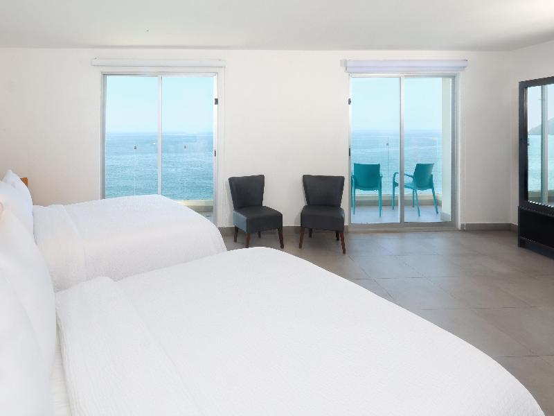 Garner Hotel Mazatlan Beach by IHG image