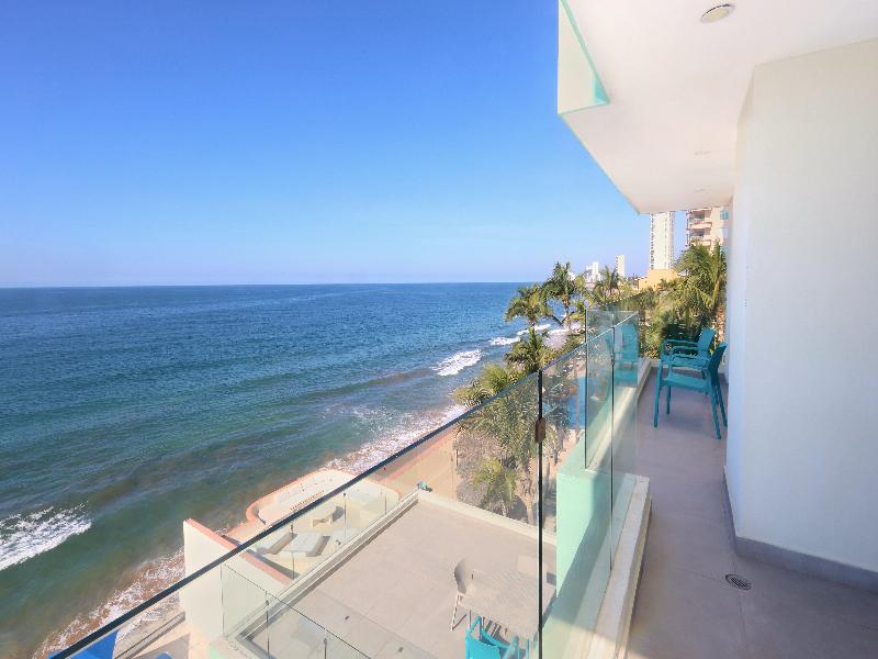 Garner Hotel Mazatlan Beach by IHG image