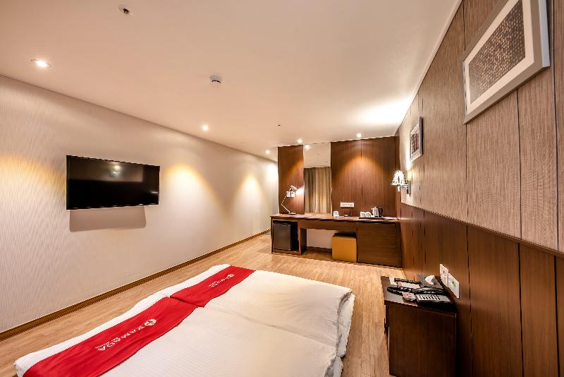 Ramada Jeju City Hotel image