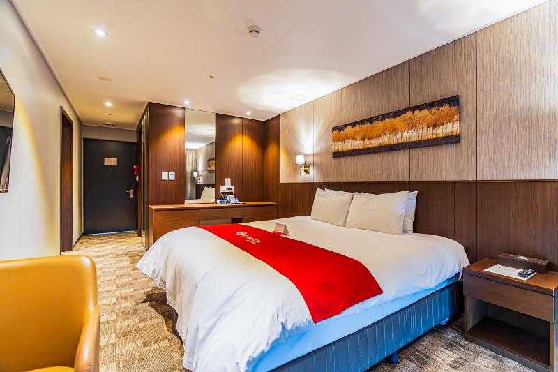 Ramada Jeju City Hotel image