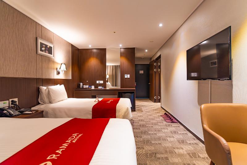 Ramada Jeju City Hotel image