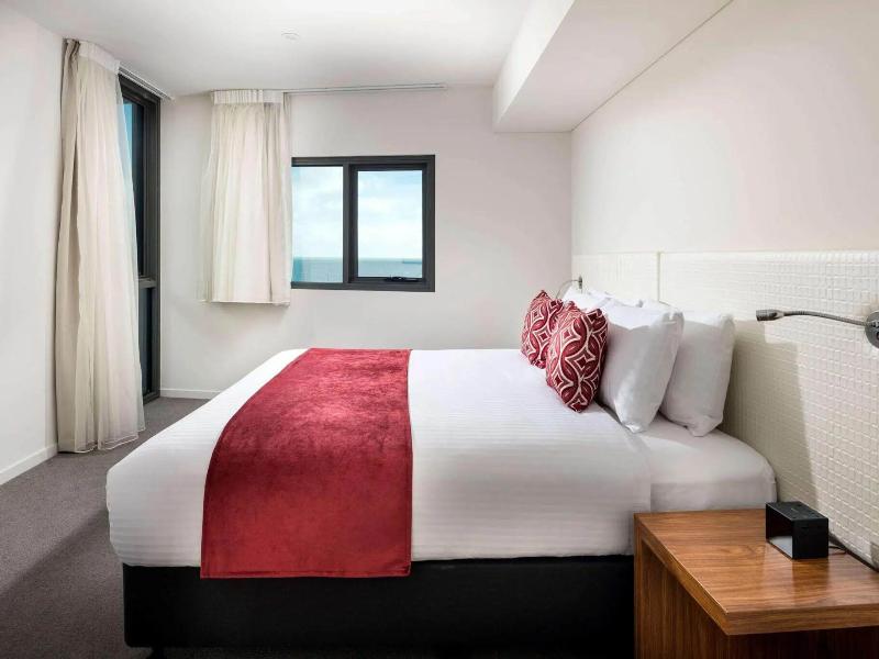 Ramada Vetroblu Scarborough Beach image