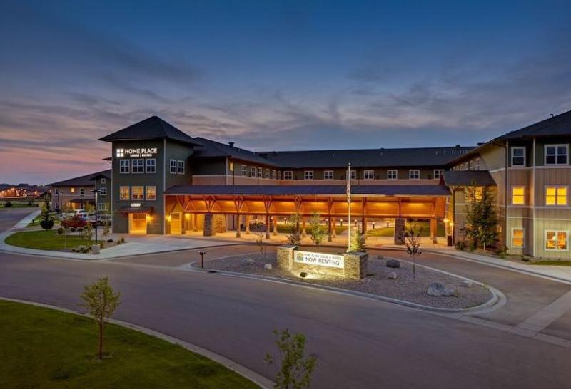 Clarion Hotel Suites image