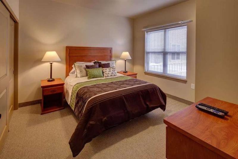Clarion Hotel Suites image