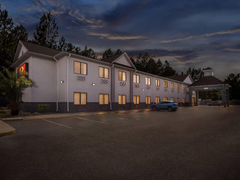 Econo Lodge Jesup GA image
