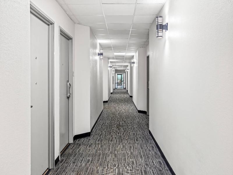Econo Lodge Jesup GA image