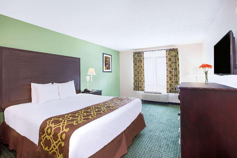 Econo Lodge Jesup GA image