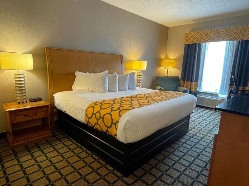 Baymont By Wyndham West Plains image