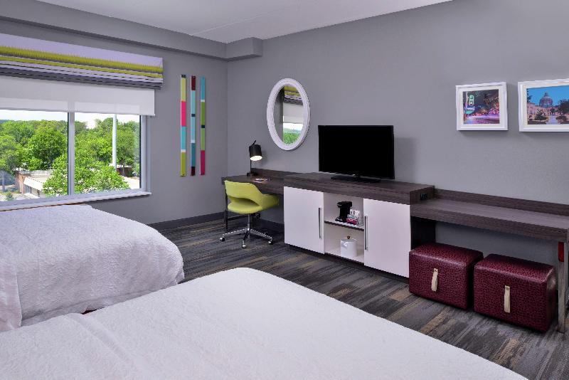 Hampton Inn & Suites Atlanta/Marietta image