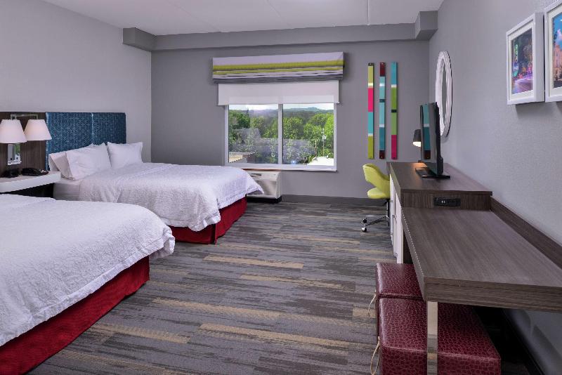 Hampton Inn & Suites Atlanta/Marietta image