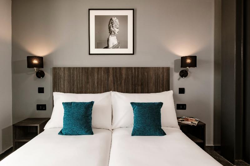Spinola Hotel image