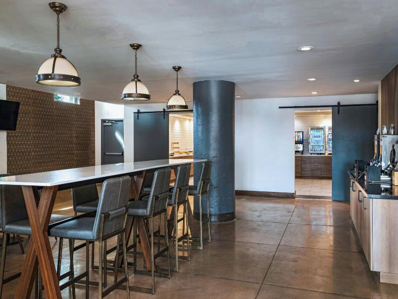 Fairfield Inn & Suites Dallas Downtown image